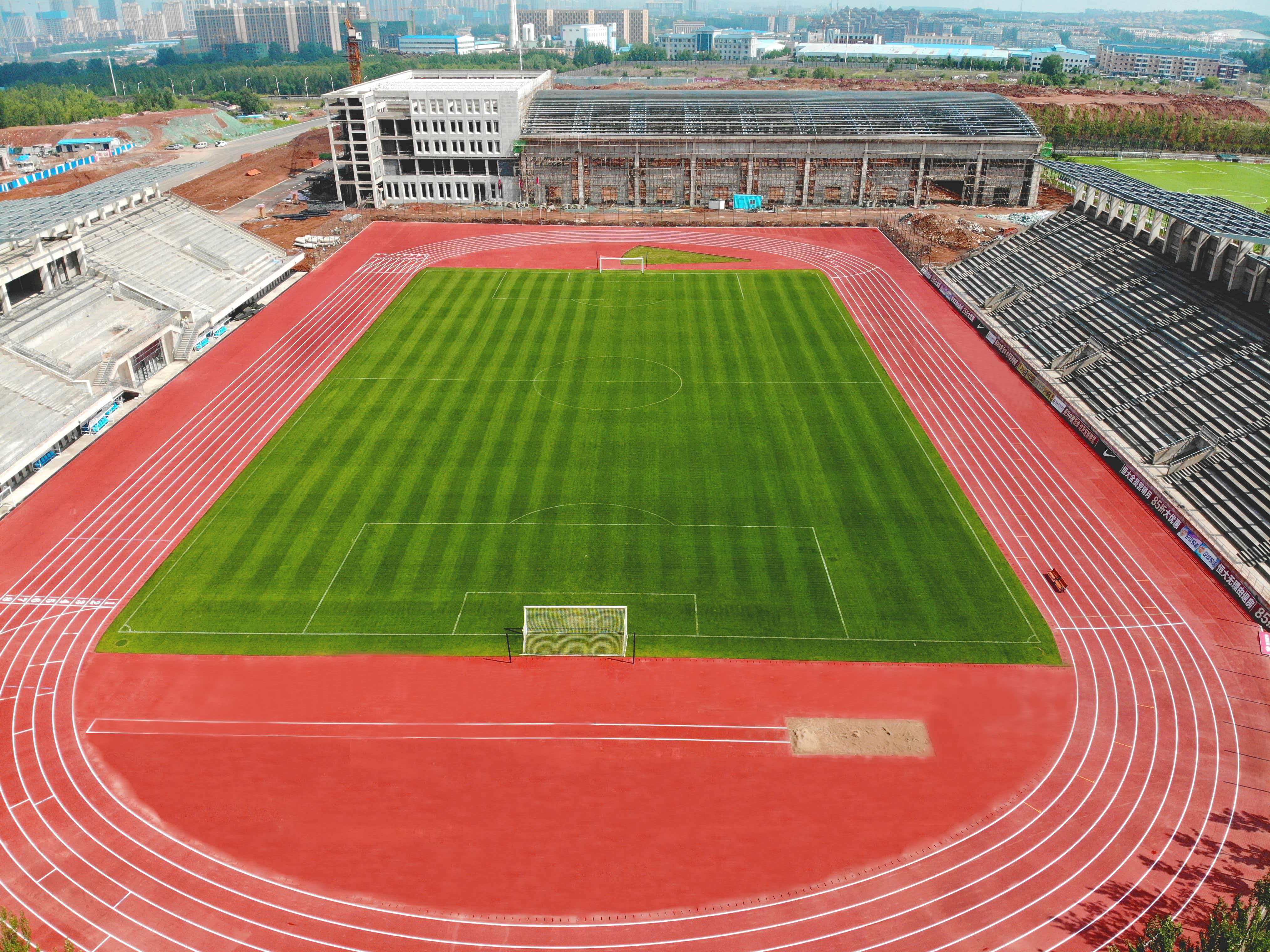 遵义市学校运动操场新国标塑胶跑道 - 价格